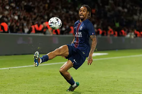 أزمة لـ إنريكي قبل الكلاسيكو.. باركولا يغيب عن قائمة باريس سان جيرمان لمواجهة مارسيليا